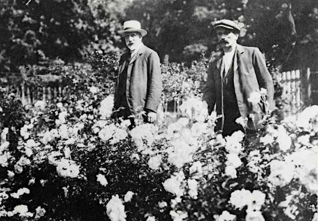 Ο Joseph Pemberton με τον Αρχικηπουρό Jack Bentall