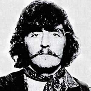 Leo Lyons - Μπάσο