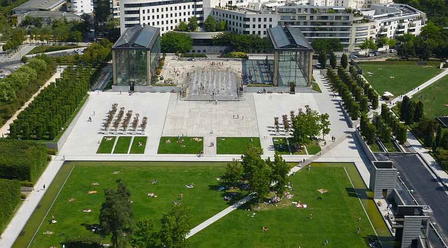 Πάρκο Andre Citroen - Πανοραμικό Πλάνο Μεγάλου Μέρους του Πάρκου